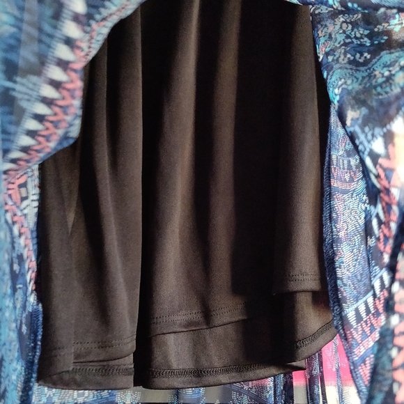 Floral print asymmetrical skirt - Picture 7 of 7